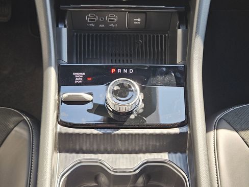 New 2026 Jeep Grand Cherokee L 4WD image 11