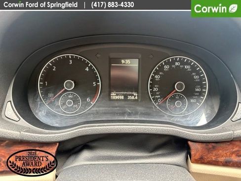 Used 2012 Volkswagen Passat TDI SEL Premium image 9