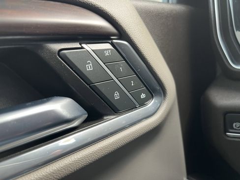 Used 2024 GMC Sierra 1500 SLT w/ SLT Premium Plus Package image 12