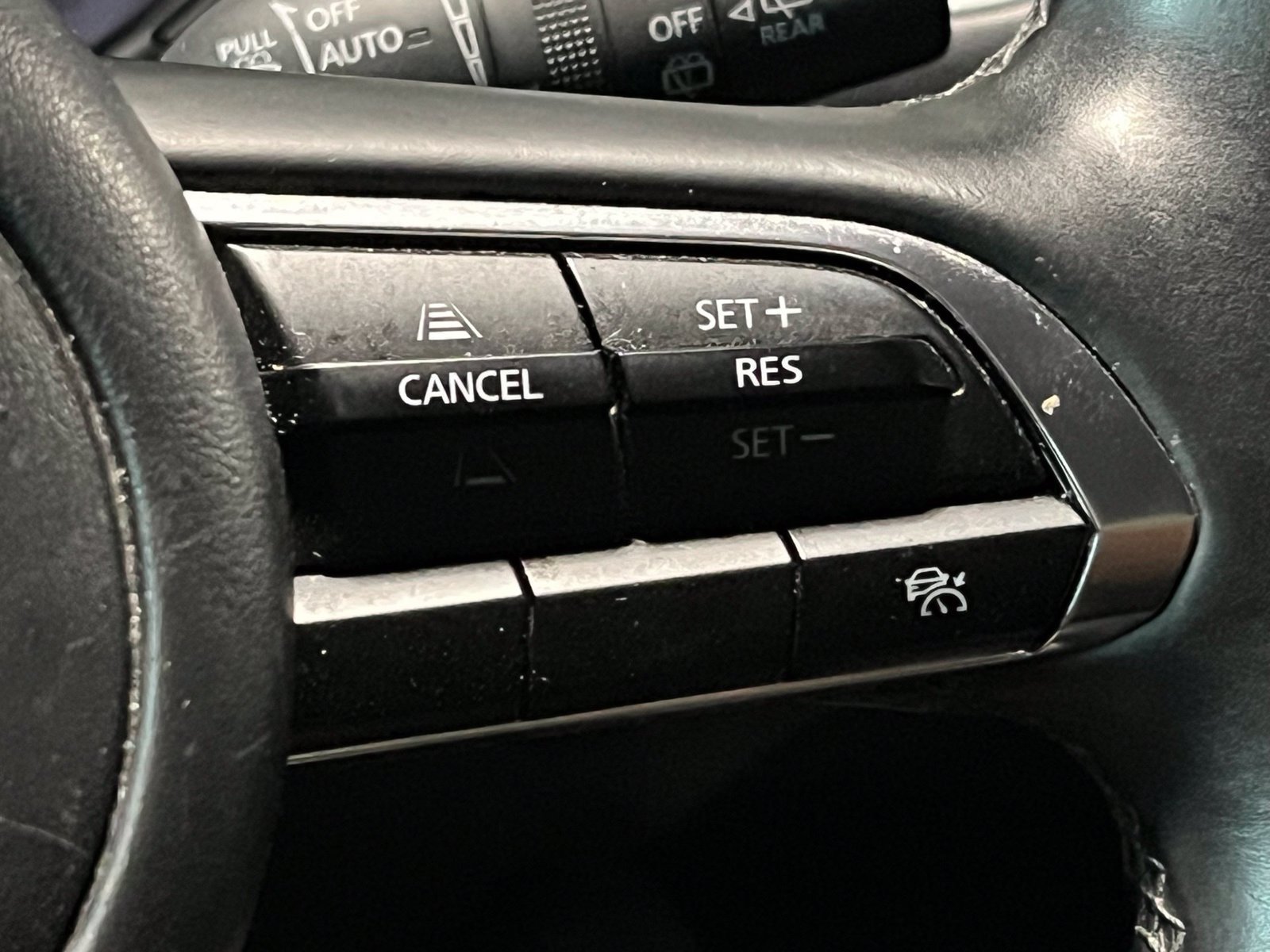 Used 2025 MAZDA MAZDA3 s Sport FWD image 30