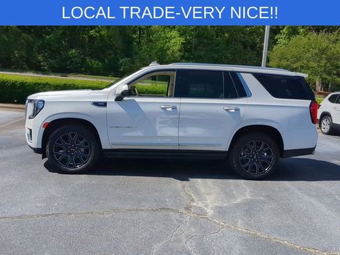 Used 2023 GMC Yukon Denali AWD/4WD image 2