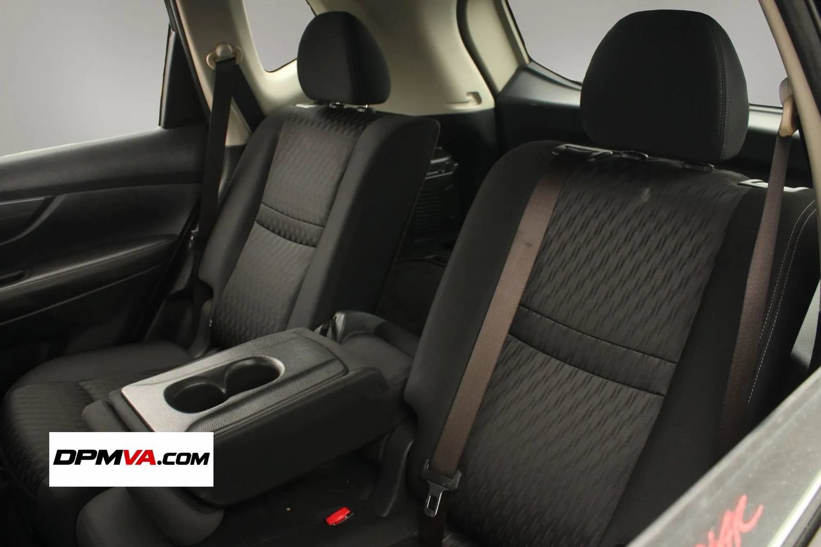 Used 2018 Nissan Rogue S AWD/4WD image 17
