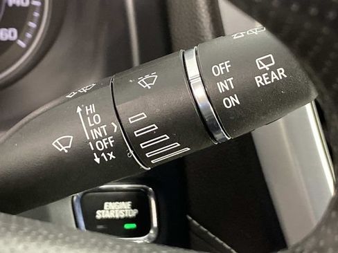 Used 2023 GMC Acadia SLE AWD/4WD image 20
