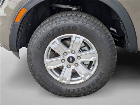 New 2025 Ford Ranger XL RWD image 16