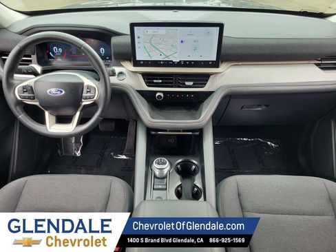 Used 2025 Ford Explorer Active RWD image 22