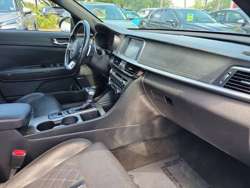Used 2019 Kia Optima SX w/ SX Limited (Black) Package FWD image 32