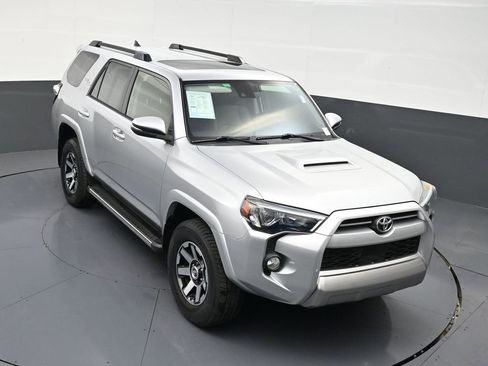 Used 2020 Toyota 4Runner TRD Off-Road Premium w/ Moonroof Package image 19