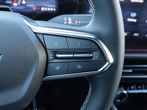 New 2026 Chevrolet Traverse Z71 w/ Enhanced Driving Package image 8