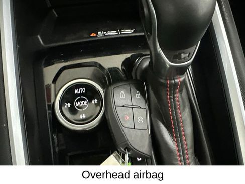 Used 2025 Chevrolet Colorado Z71 AWD/4WD image 33