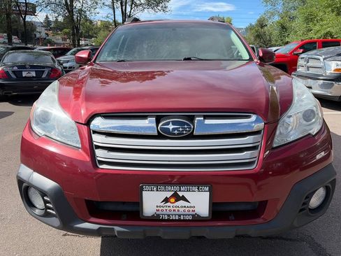 Used 2013 Subaru Outback 2.5i Premium AWD/4WD image 2