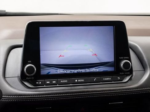 Used 2023 Nissan Rogue S FWD image 14