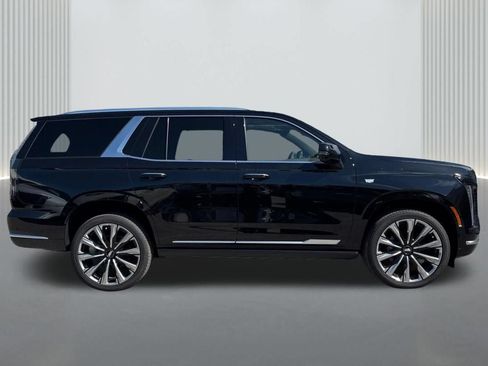 New 2026 Cadillac Escalade Luxury w/ Touring Package AWD/4WD image 4