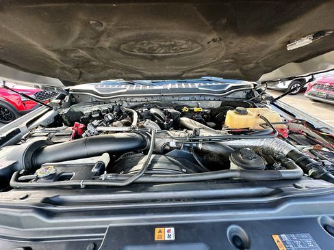 Used 2017 Ford F250 Lariat w/ Lariat Ultimate Package image 35