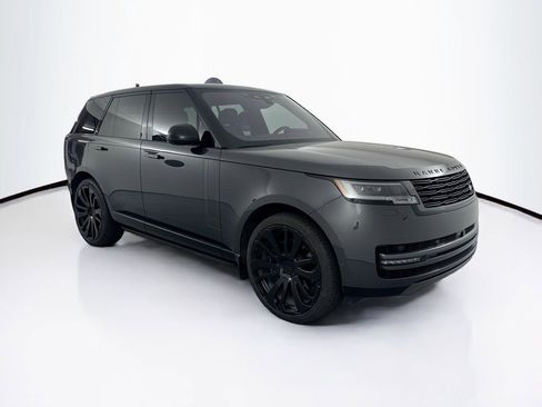 Certified 2023 Land Rover Range Rover SE AWD/4WD image 3
