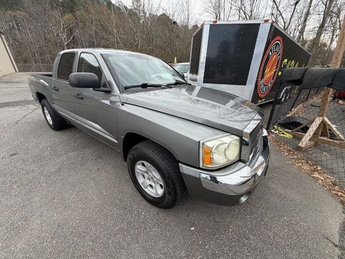 Used 2005 Dodge Dakota Laramie w/ Trailer Tow Group image 3