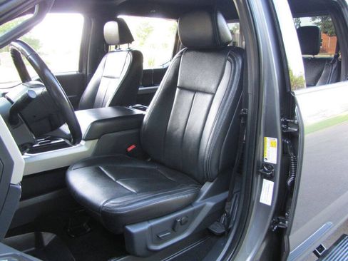 Used 2022 Ford F250 Lariat w/ Lariat Value Package AWD/4WD image 15