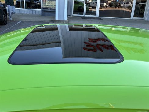 Used 2023 Dodge Charger Scat Pack image 19