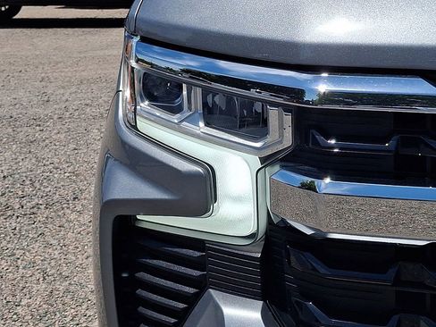 Used 2023 Chevrolet Silverado 1500 LT AWD/4WD image 12
