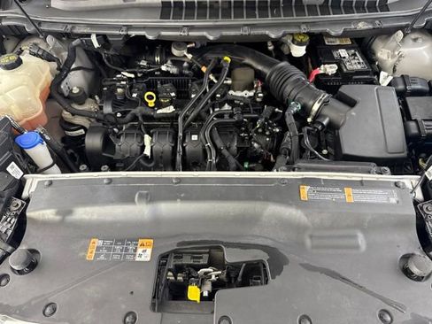 Used 2019 Ford Edge Titanium w/ Equipment Group 301A AWD/4WD image 19