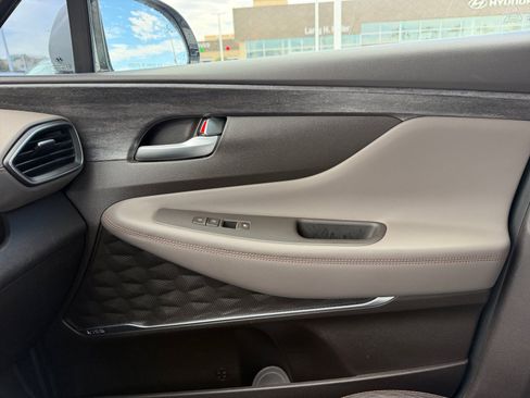 Used 2019 Hyundai Santa Fe AWD image 16