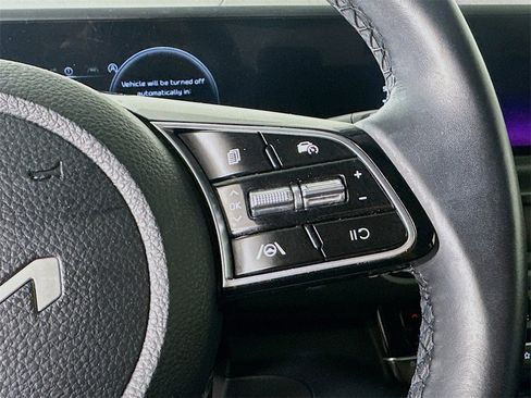 Certified 2024 Kia Seltos EX image 11