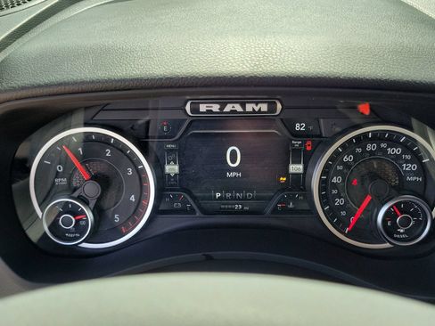 New 2026 RAM 2500 Big Horn AWD/4WD image 6