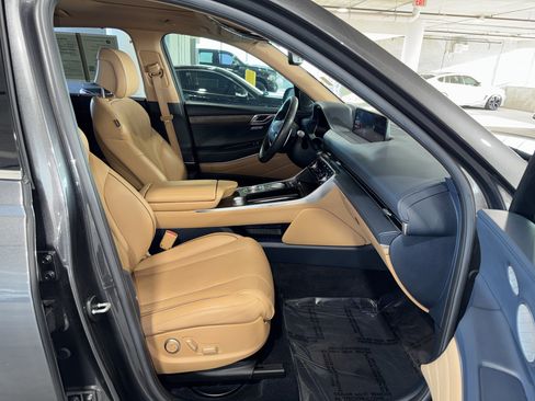 Used 2022 Genesis GV80 3.5T w/ Advanced Package 06 image 10