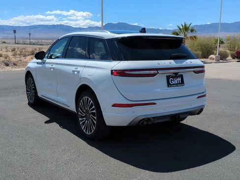 Used 2021 Lincoln Corsair Reserve w/ Equipment Group 201A AWD/4WD image 5