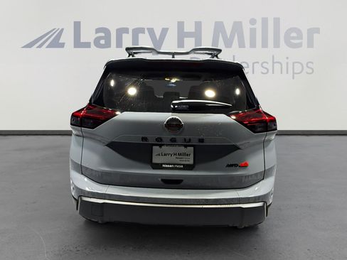 New 2026 Nissan Rogue SV image 4