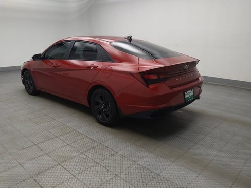 Used 2023 Hyundai Elantra SEL image 3