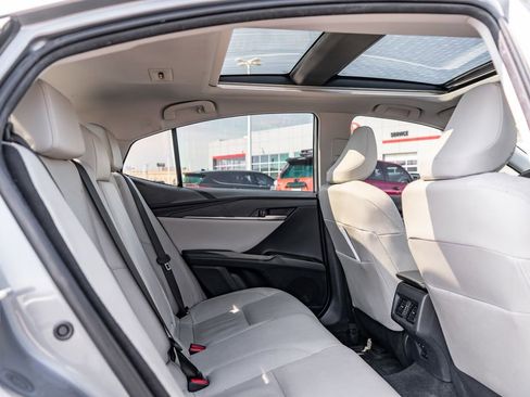 Used 2025 Toyota Camry XLE FWD image 13