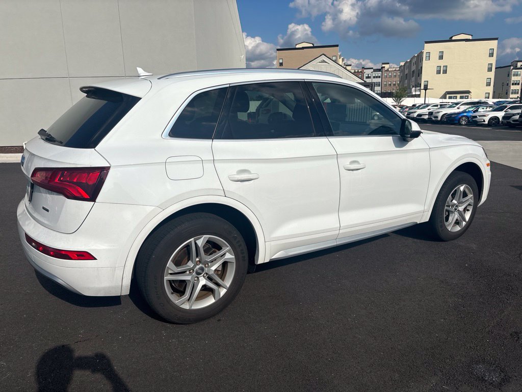 Used 2019 Audi Q5 2.0T Premium w/ Convenience Package AWD/4WD image 5