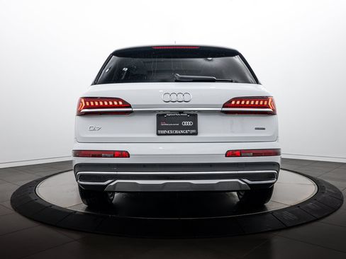 Used 2023 Audi Q7 3.0T Premium Plus w/ Premium Plus Package AWD/4WD image 21
