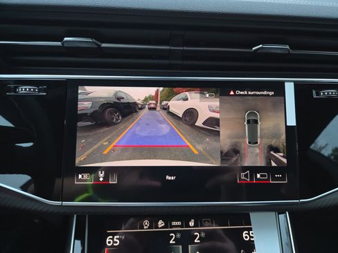 New 2026 Audi SQ8 Premium Plus image 11