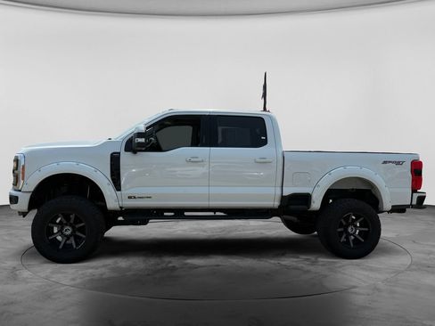 Used 2023 Ford F250 Lariat w/ Lariat Ultimate Package AWD/4WD image 6