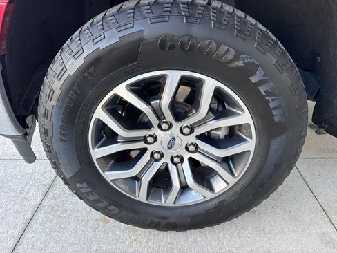 Certified 2022 Ford F150 Lariat w/ Tow Technology Package AWD/4WD image 19