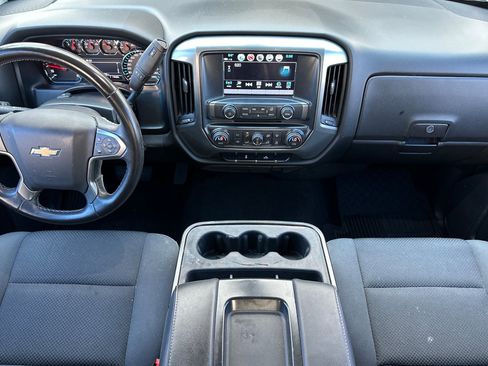 Used 2018 Chevrolet Silverado 1500 LT w/ LT Eassist Package image 15