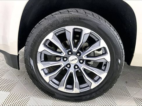 Used 2016 GMC Yukon Denali w/ Open Road Package RWD image 7