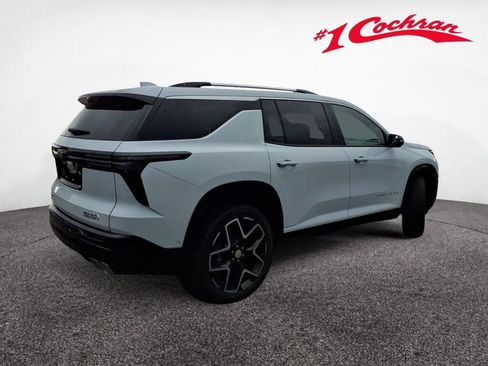 New 2026 Chevrolet Traverse High Country image 3