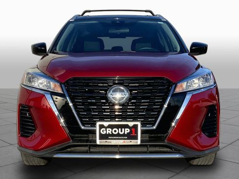 Used 2021 Nissan Kicks SV FWD image 4