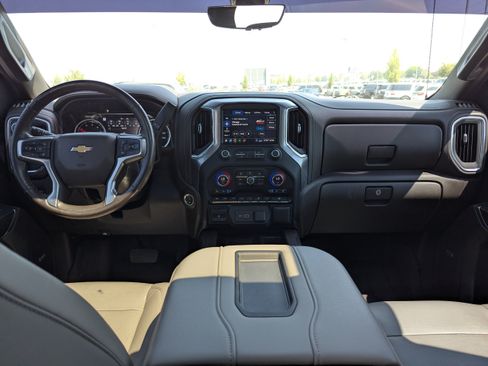 Used 2020 Chevrolet Silverado 1500 LTZ w/ LTZ Premium Package AWD/4WD image 26