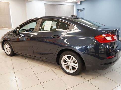 Used 2016 Chevrolet Cruze LT image 7