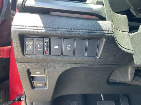 Used 2025 Honda Odyssey Sport-L image 35