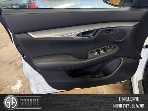 Used 2025 INFINITI QX50 Luxe AWD/4WD image 11
