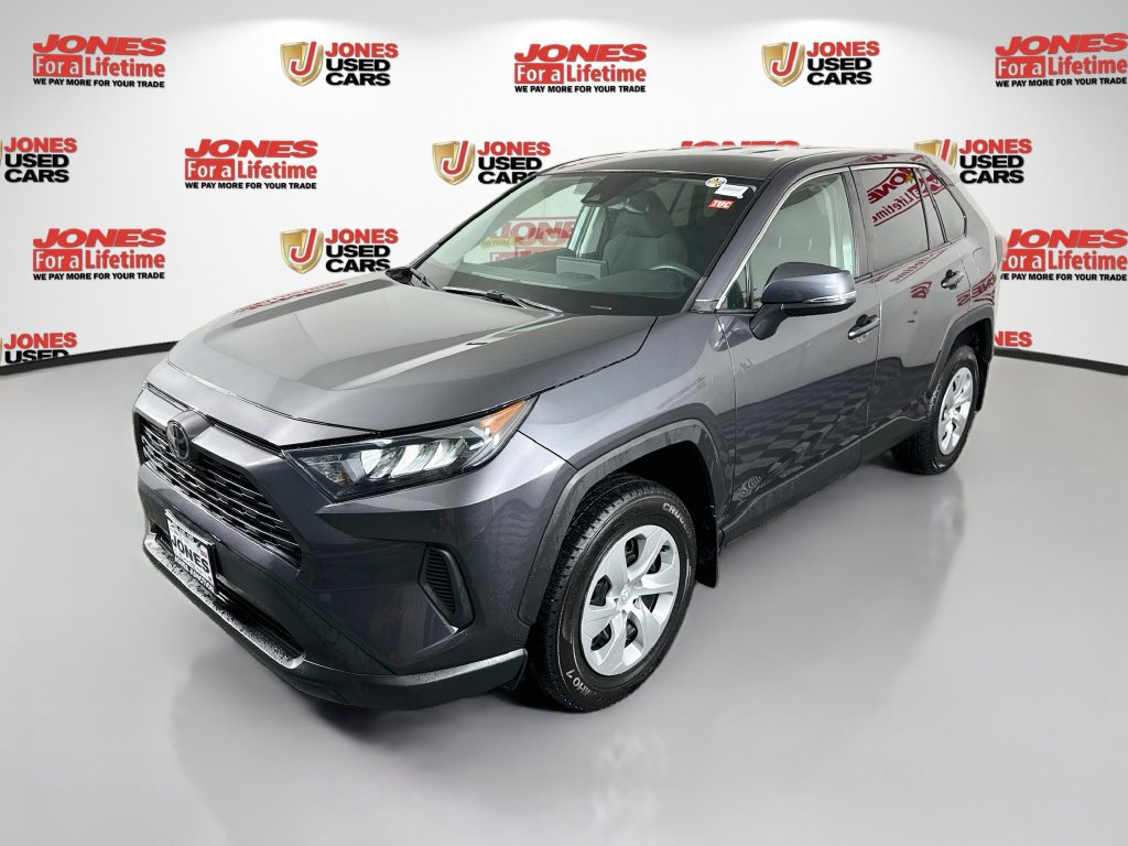 Certified 2022 Toyota RAV4 LE AWD/4WD image 13