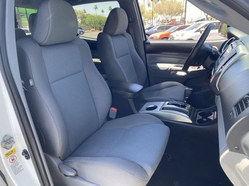 Used 2014 Toyota Tacoma PreRunner w/ TRD Sport Package RWD image 9