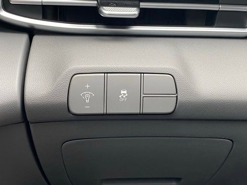 New 2026 Hyundai Elantra Sport FWD image 10