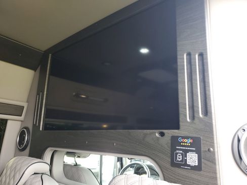 Used 2023 Mercedes-Benz Sprinter 3500 image 12