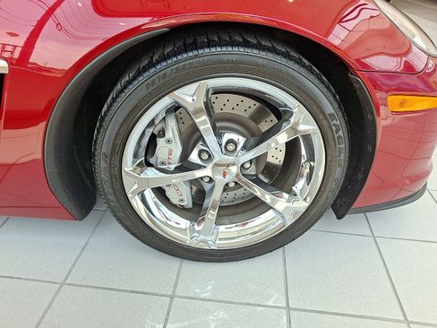 Used 2011 Chevrolet Corvette Grand Sport w/ Preferred Equipment Group RWD image 7