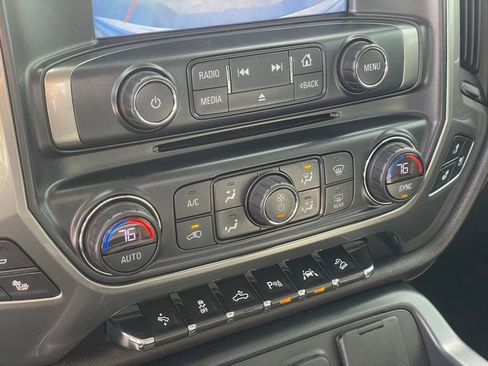 Used 2018 Chevrolet Silverado 1500 LTZ Z71 w/ Centennial Edition image 22